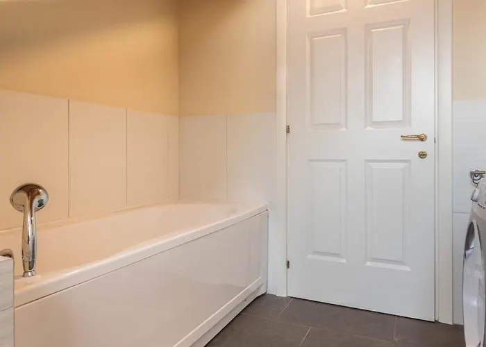 Maison Vittoria Maggiore Лавено